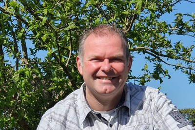 Ronald Heistek  Afgestudeerd Osteopaat voor dieren en humaan manueel therapeut.